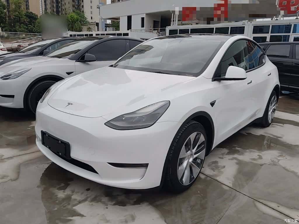Tesla Model Y, 2021 2