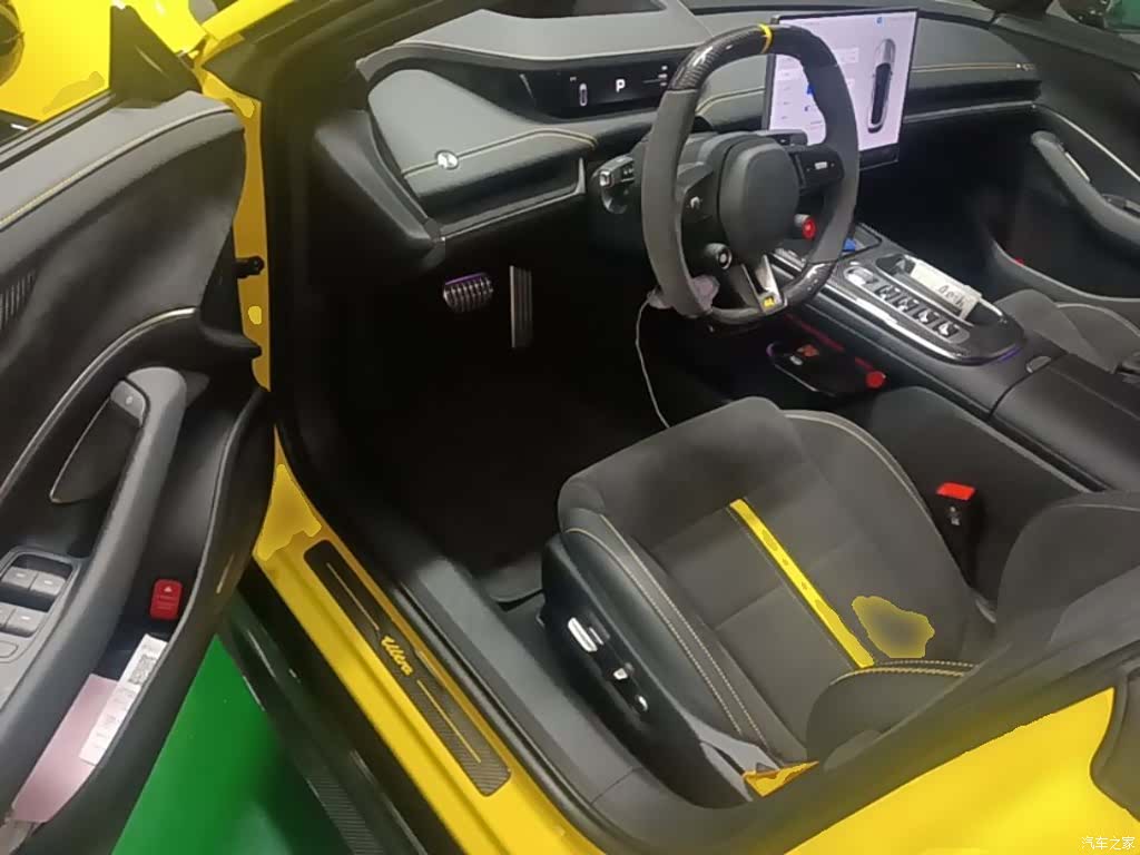 Xiaomi SU7, 2025 16
