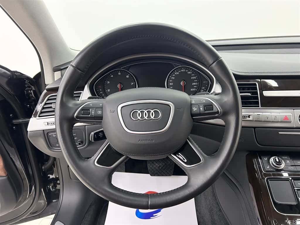 Audi A8L, 2015 21