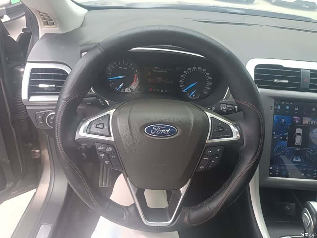 Ford Mondeo, 2016 11