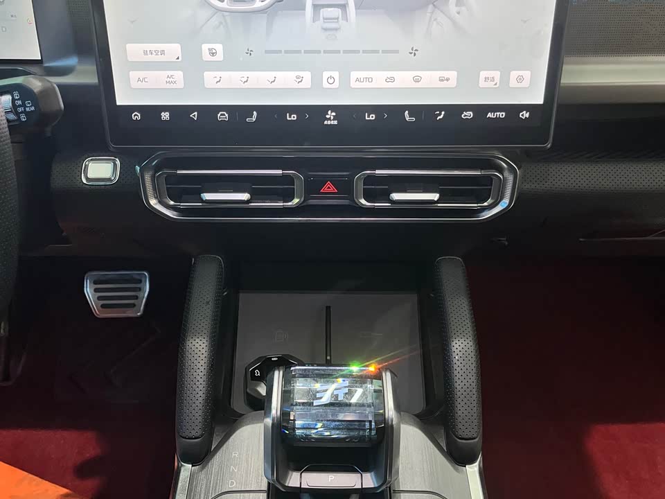 Jetour Jet Traveler C-DM