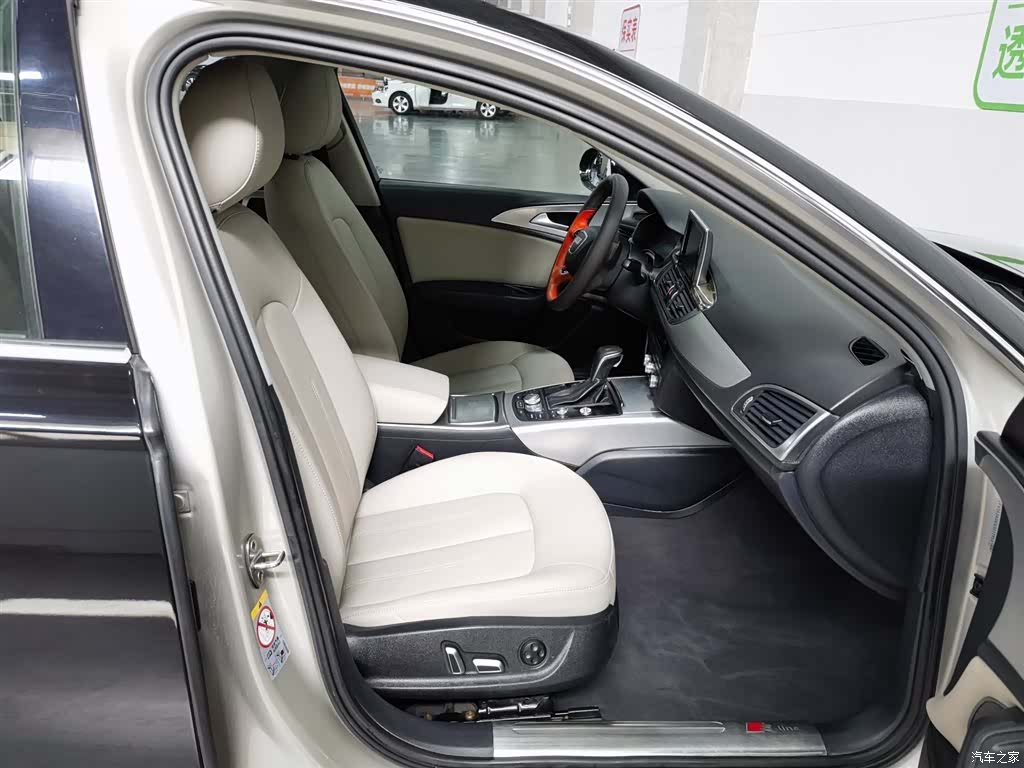 Audi A6L, 2016 23