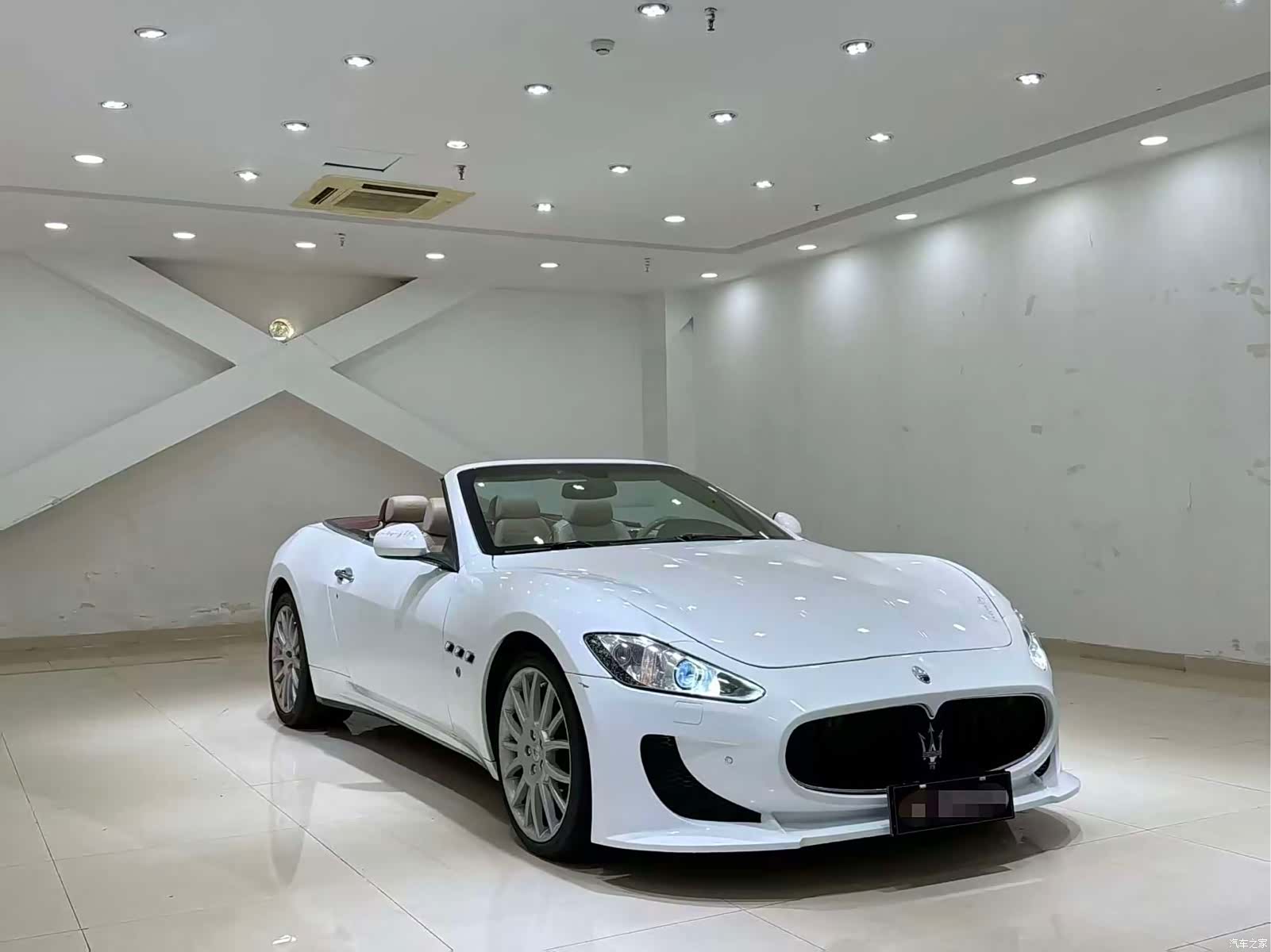 Maserati GranCabrio, 2011 3