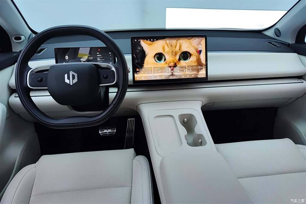 Leapmotor C16, 2024 12