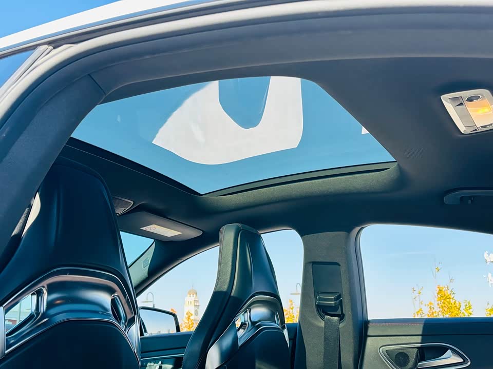 Mercedes-Benz CLA AMG