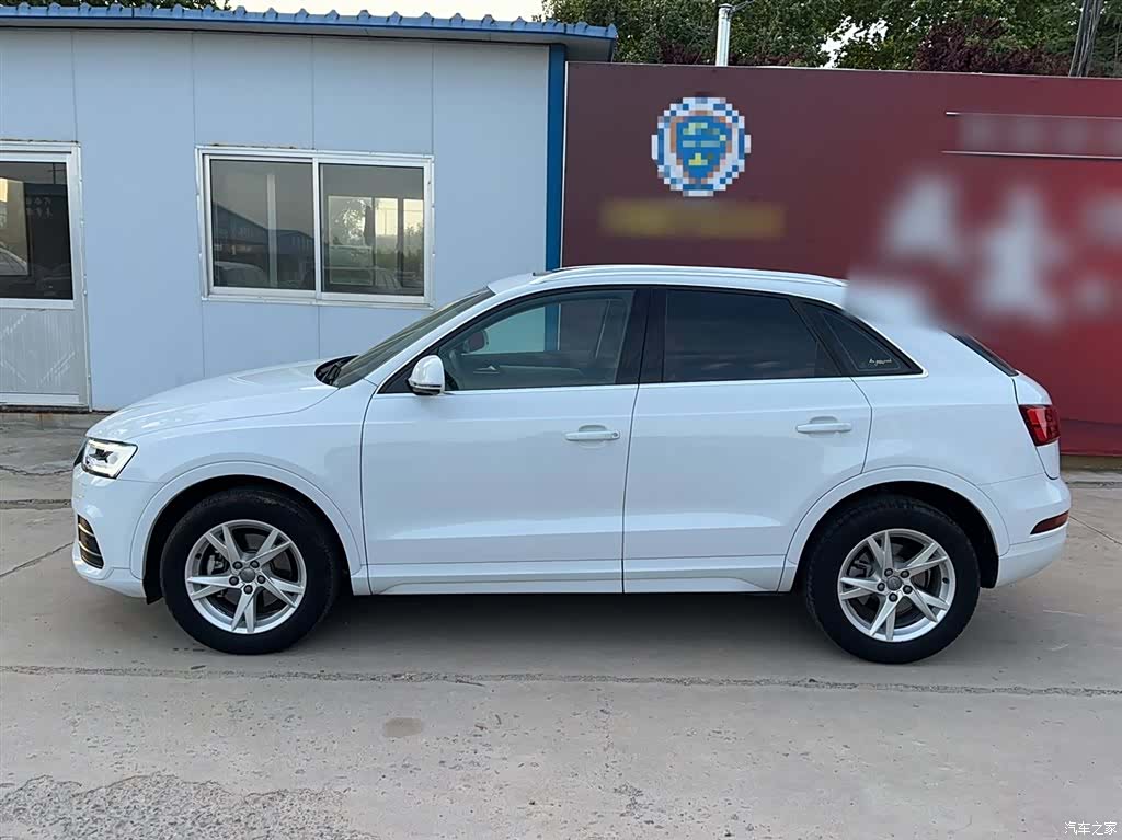Audi Q3, 2018 6