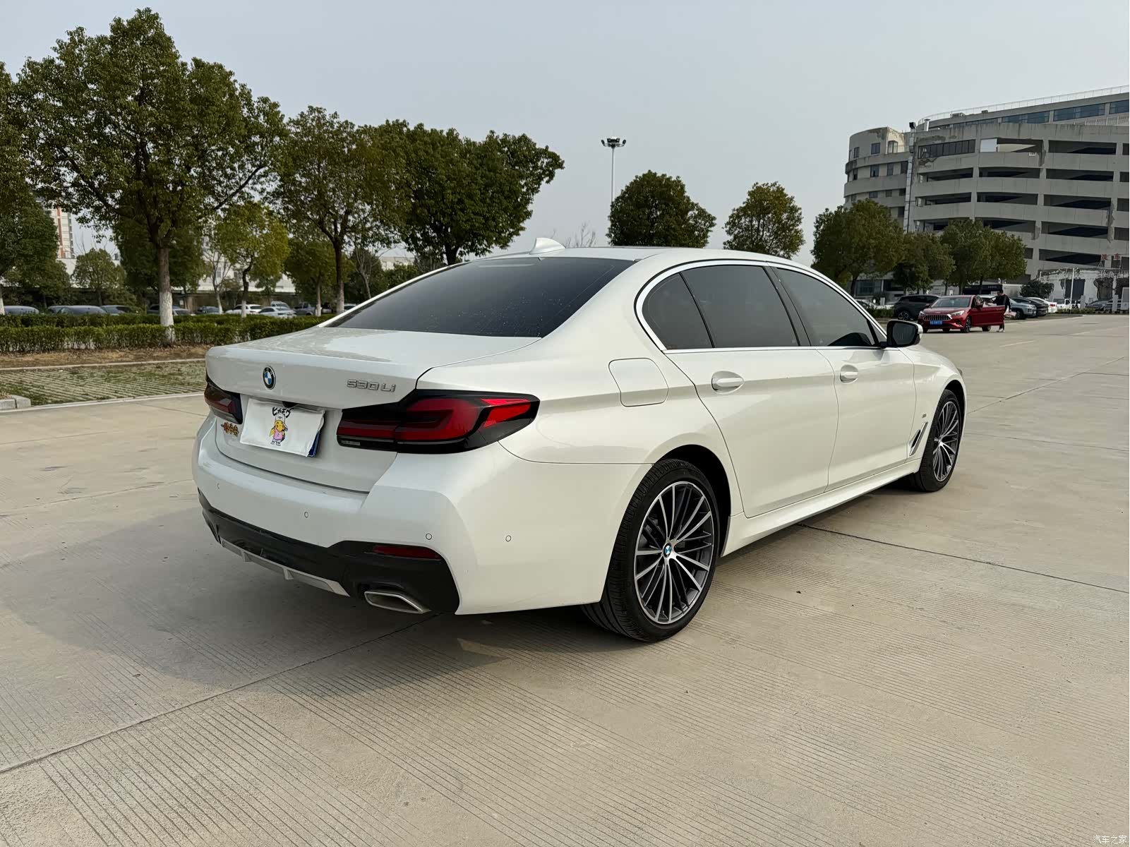 BMW 5 Series, 2023 15