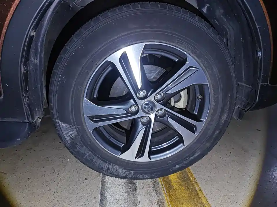 Toyota RAV4 Rongfang