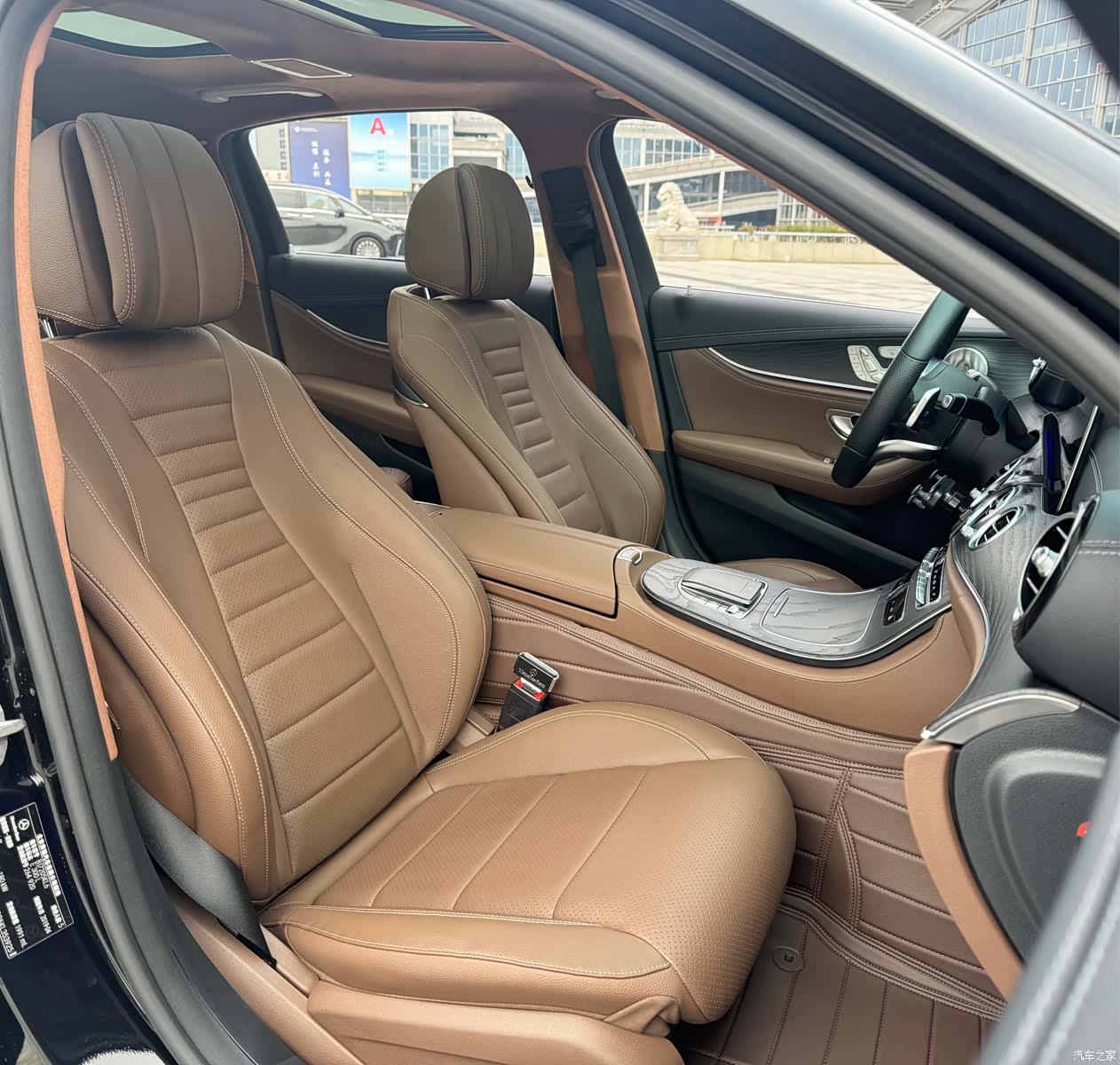 Mercedes-Benz E-Class, 2019 8