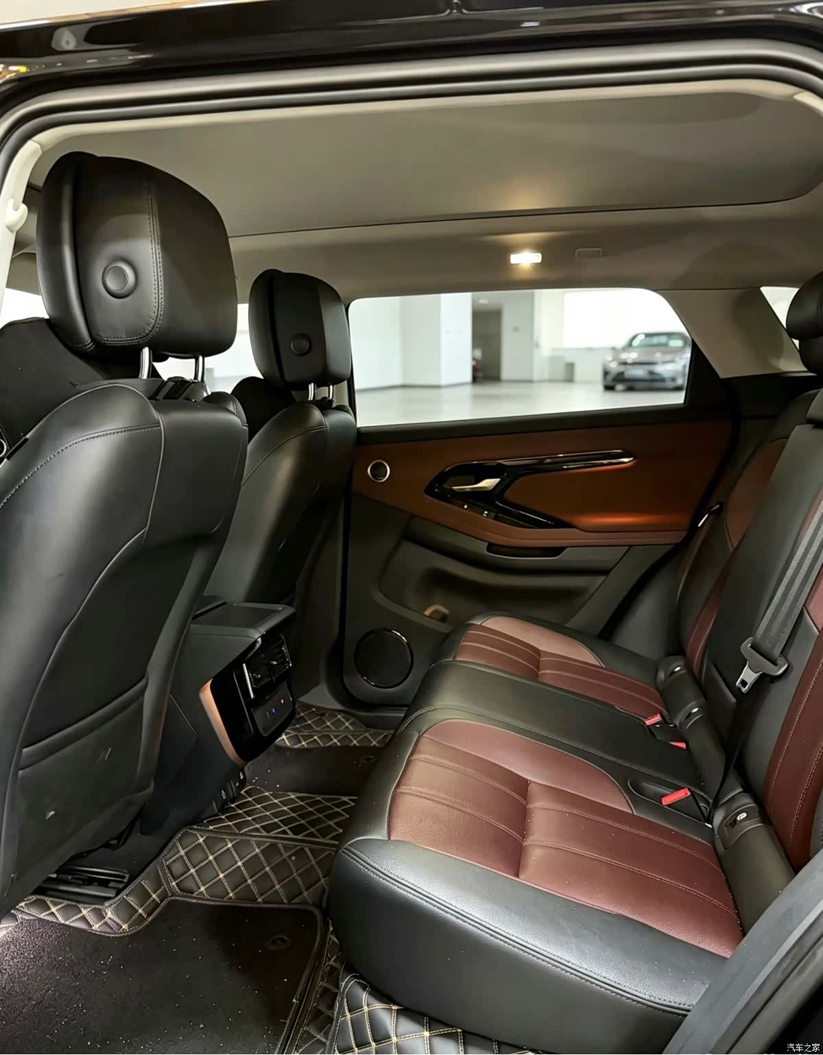 Land Rover Range Rover, 2024 все фото