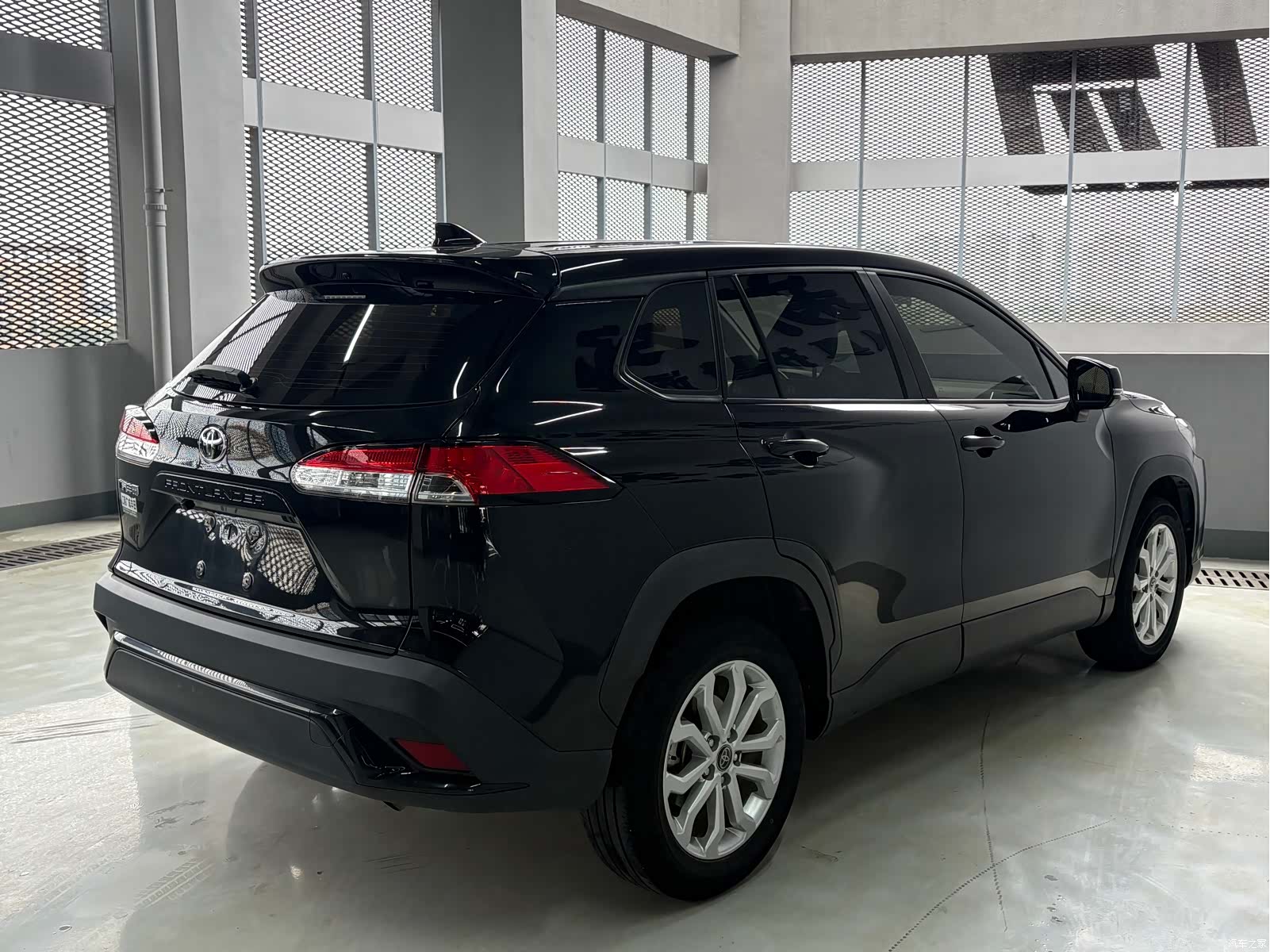 Toyota Frontlander, 2022 9