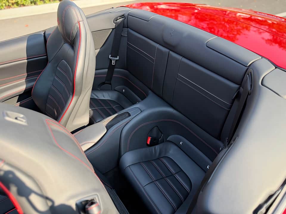 Ferrari California T