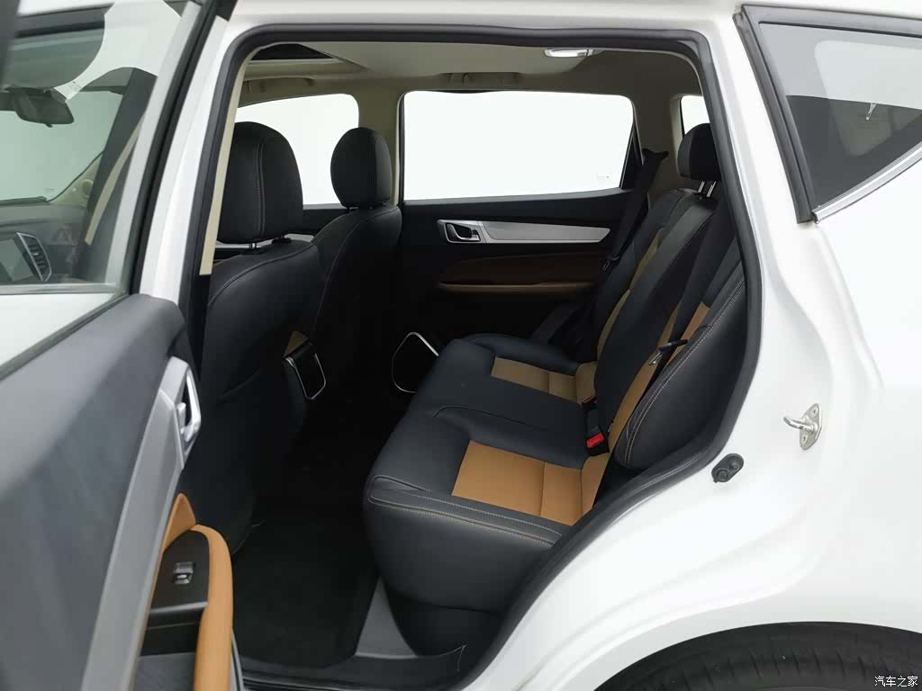 Geely X6, 2019 15