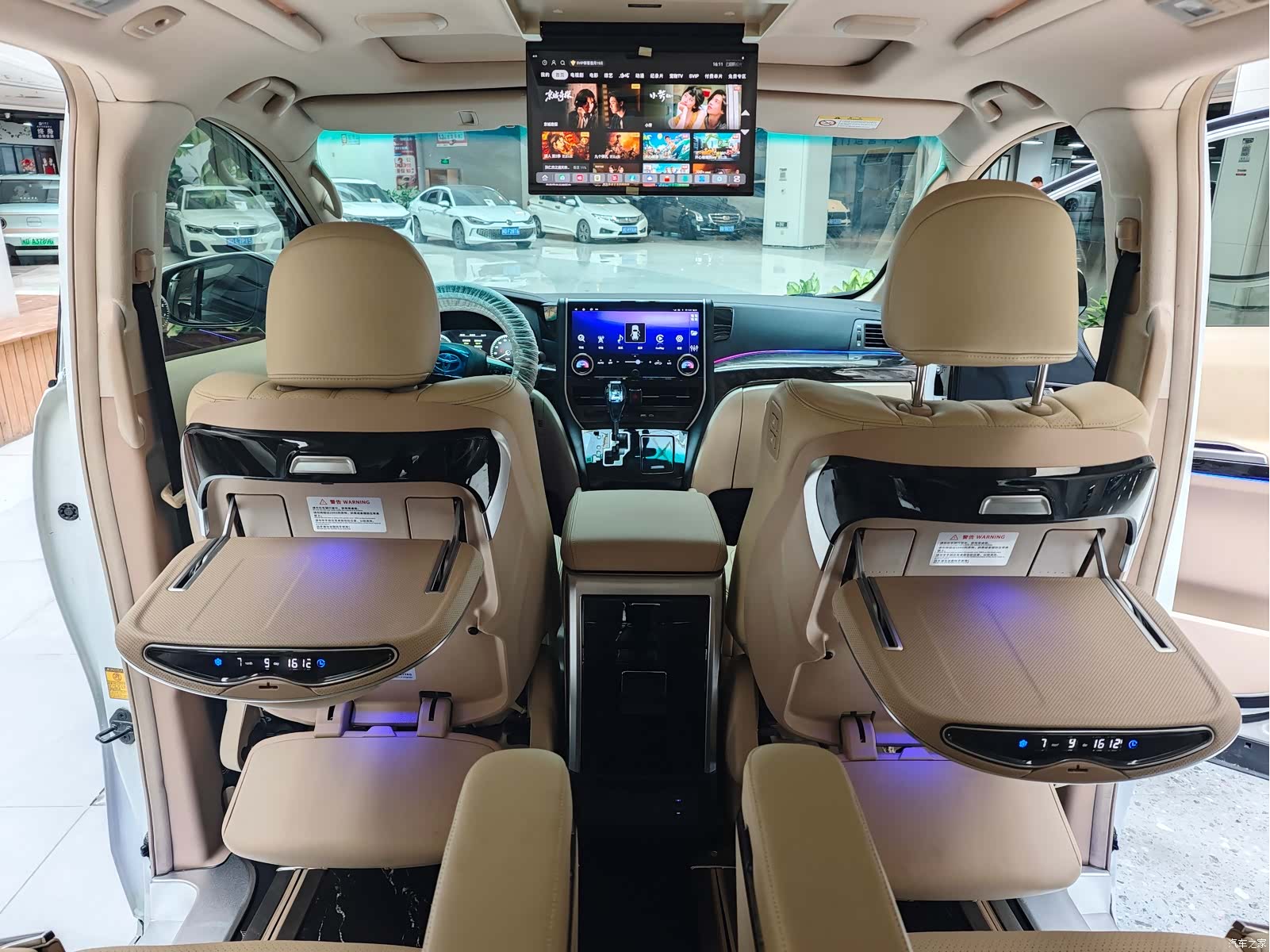 Toyota Alphard, 2013 7