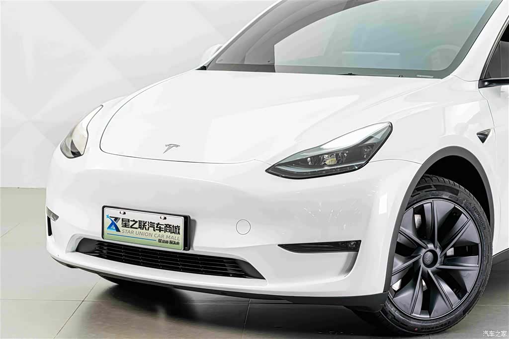 Tesla Model Y, 2024 3