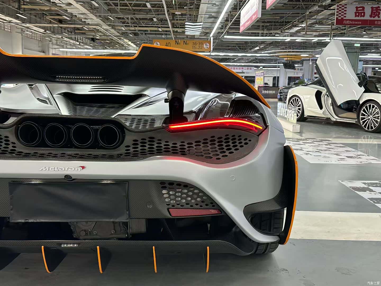 McLaren 720S, 2019 4
