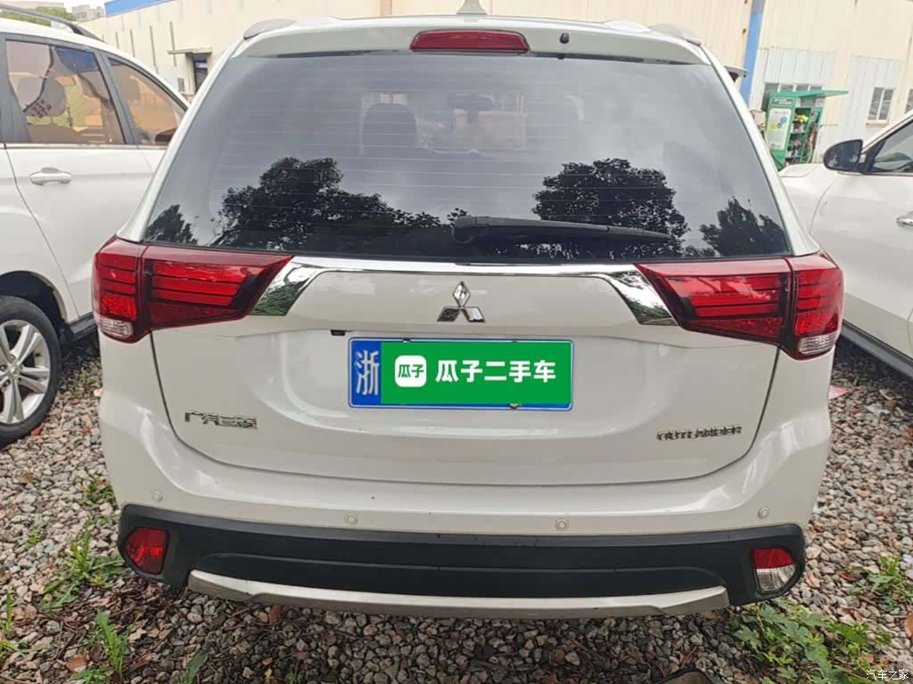 Mitsubishi Outlander, 2017 6