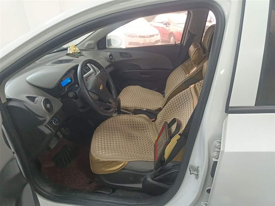 Chevrolet Aiweiou Chevrolet Aiweiou