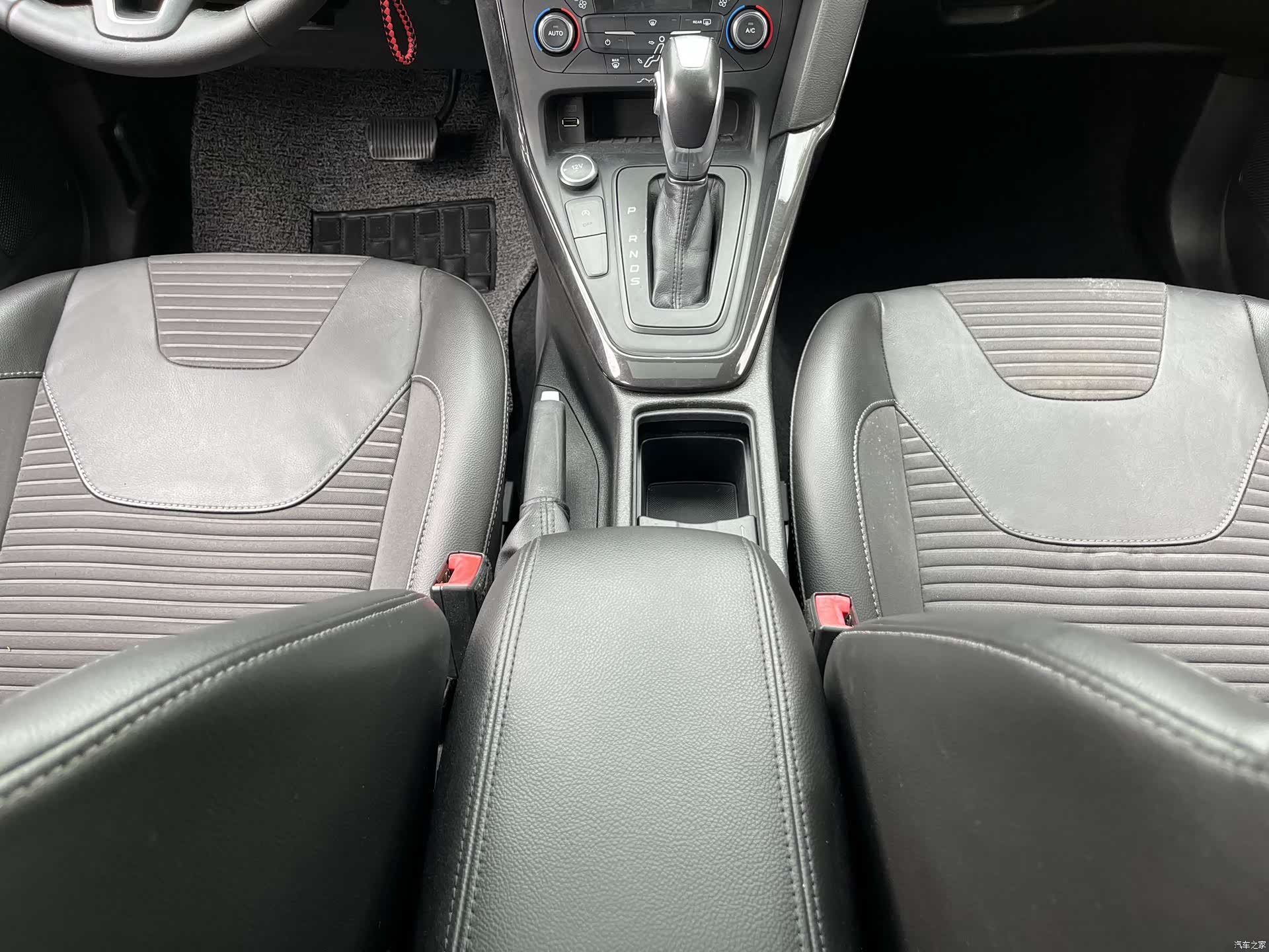 Ford Focus, 2016 16