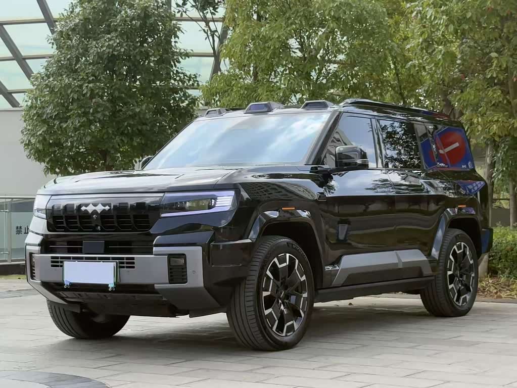 Fangchengbao Leopard 8