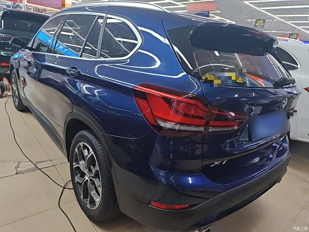 BMW X1, 2020 все фото