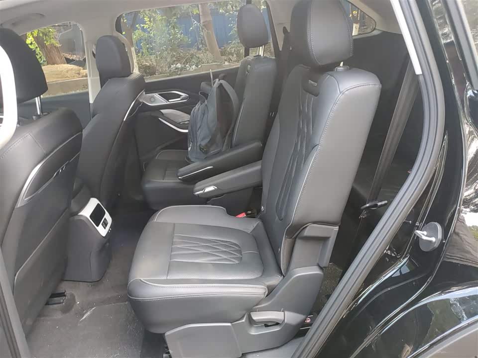 Hongqi HS7 PHEV