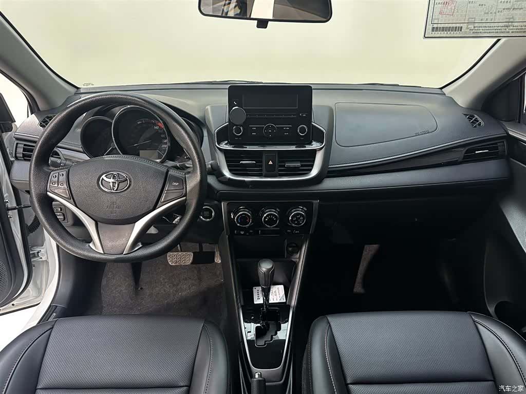 Toyota YARiS L, 2022 23