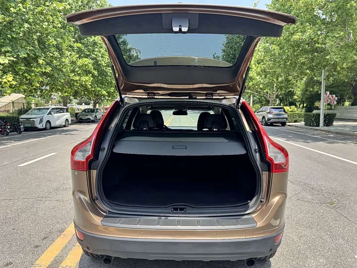 Volvo XC60, 2013 года фото 9