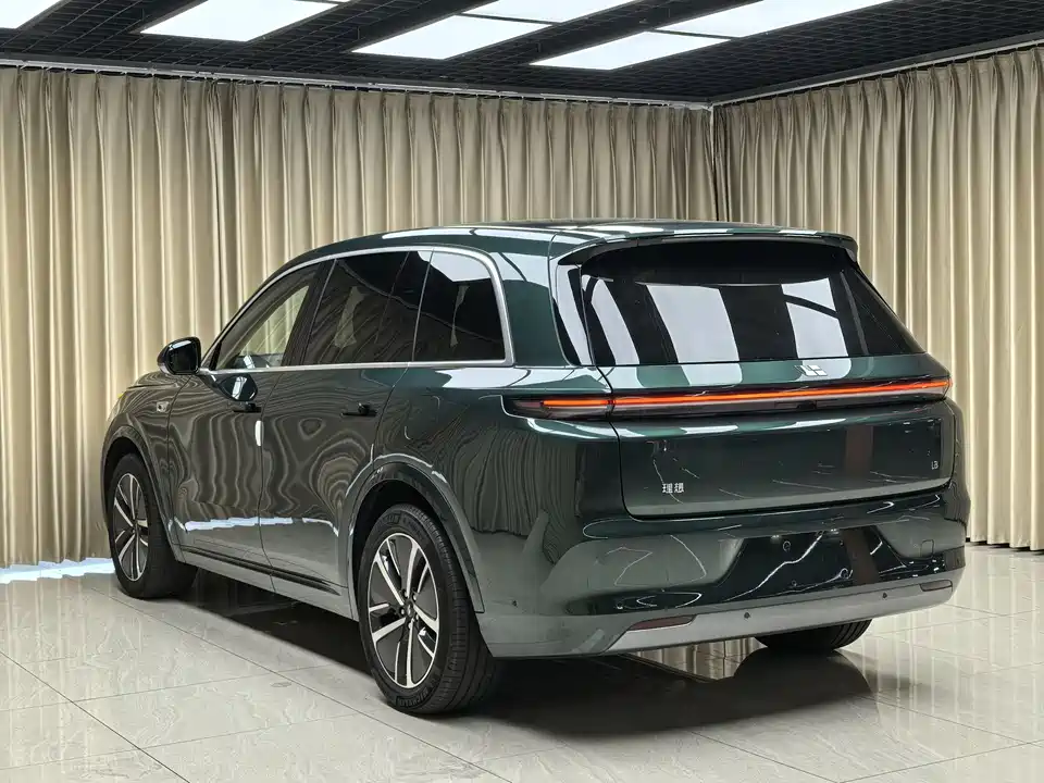 Li Auto Ideal L8