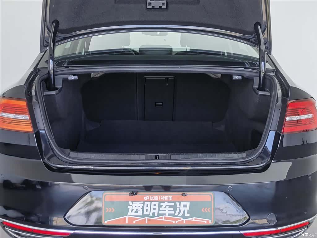 Volkswagen Magotan, 2017 16