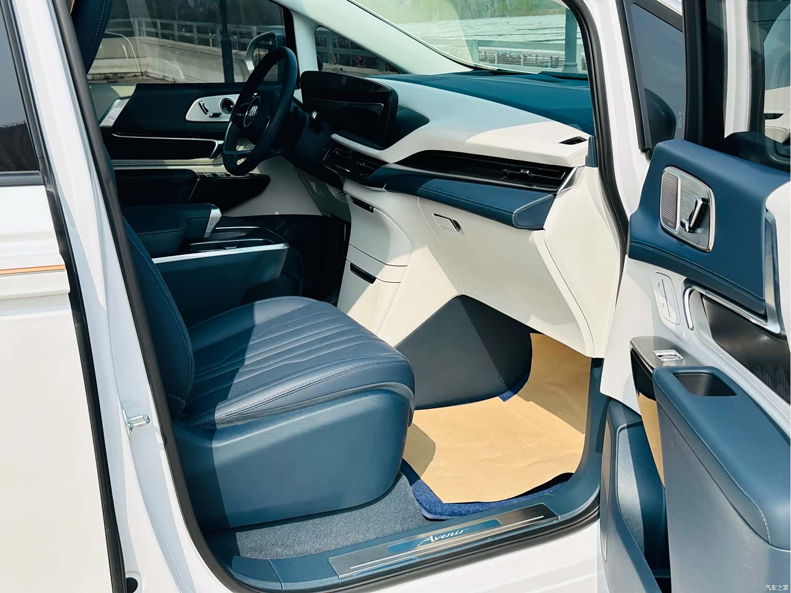 Buick Century, 2025 37