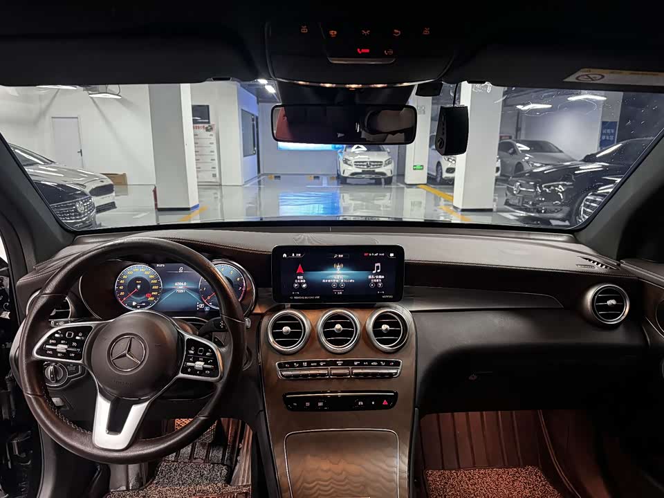 Mercedes-Benz GLC Mercedes-Benz GLC