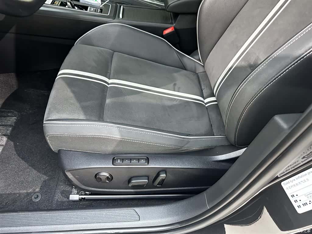 Volkswagen Golf, 2022 22