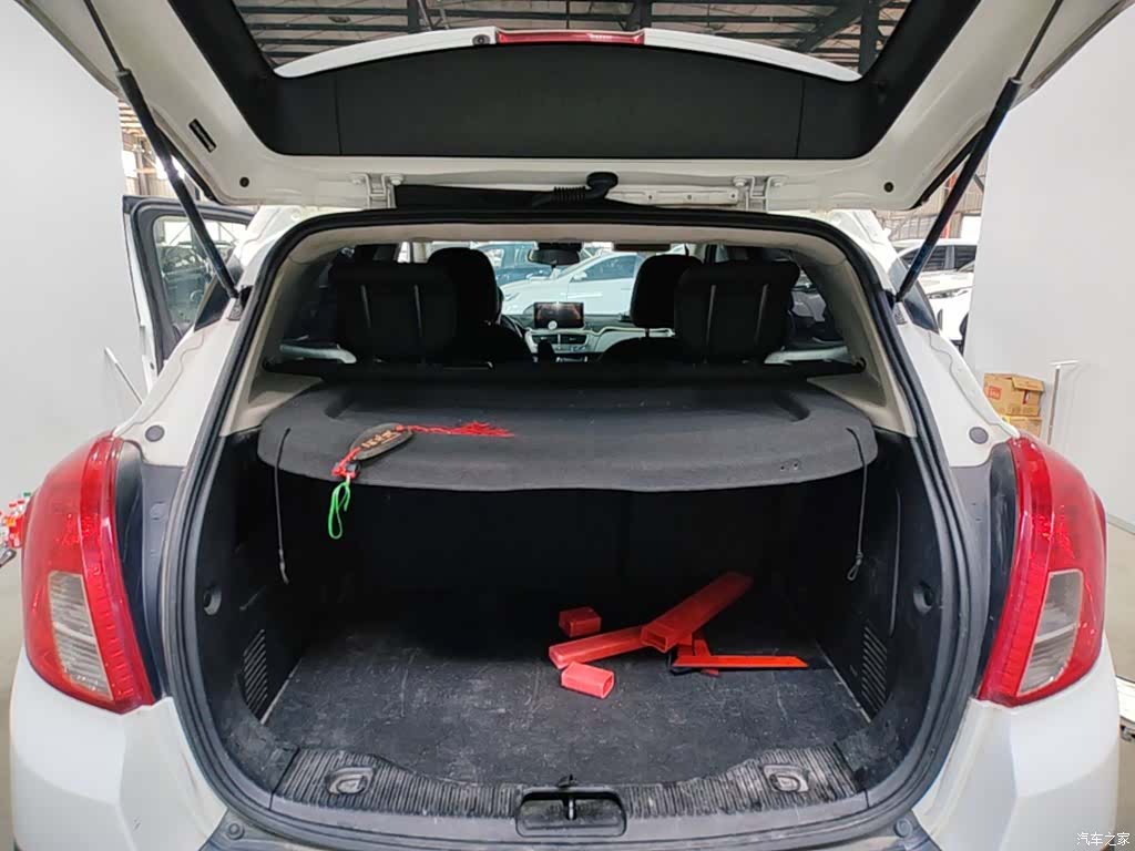 Buick Encore, 2015 15
