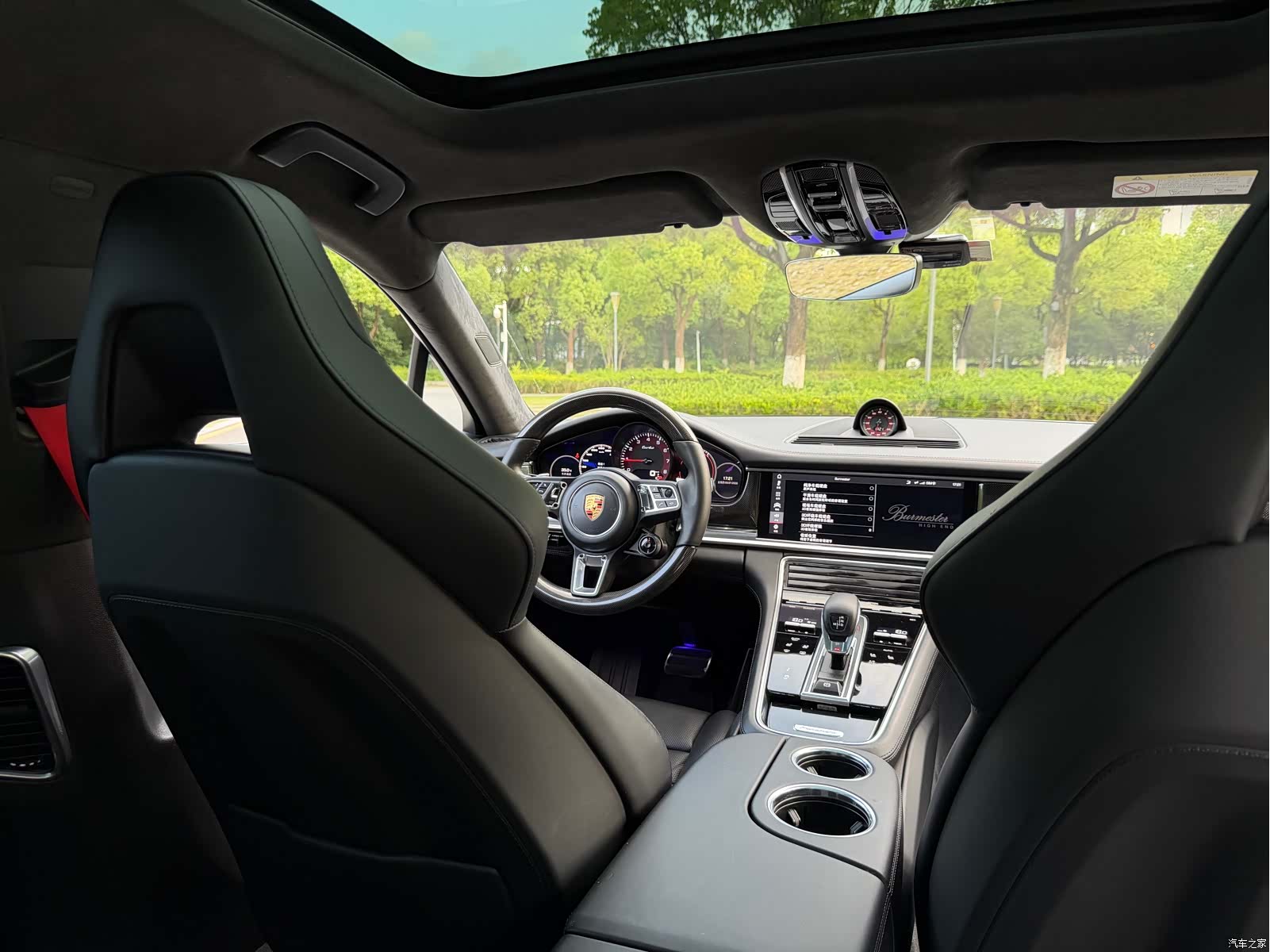 Porsche Panamera, 2019 10