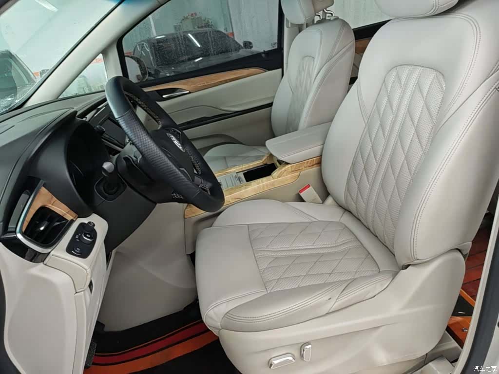Buick GL8, 2020 15