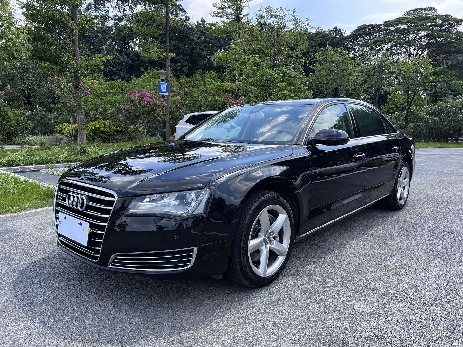 Audi A8L, 2012 2