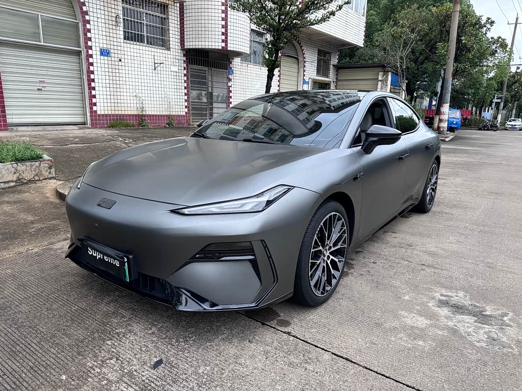 Geely Galaxy E8
