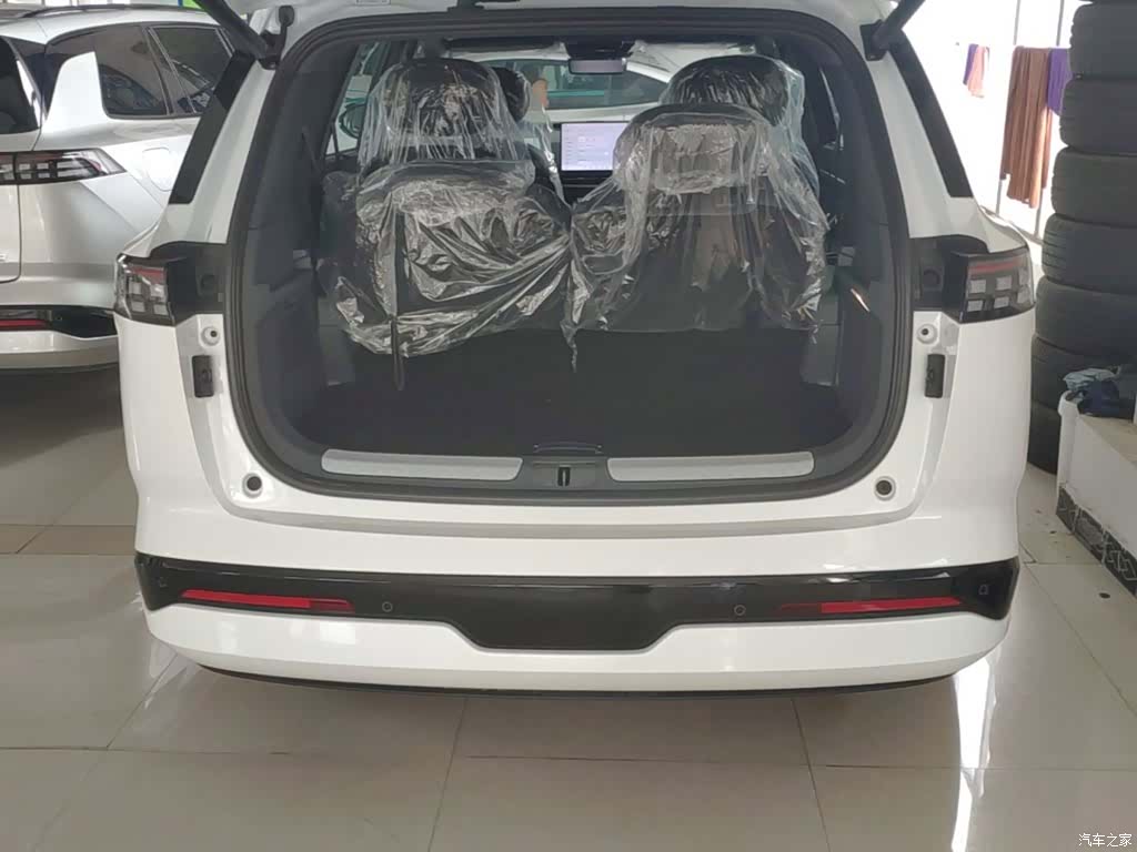 DongFeng eπ008, 2026 19