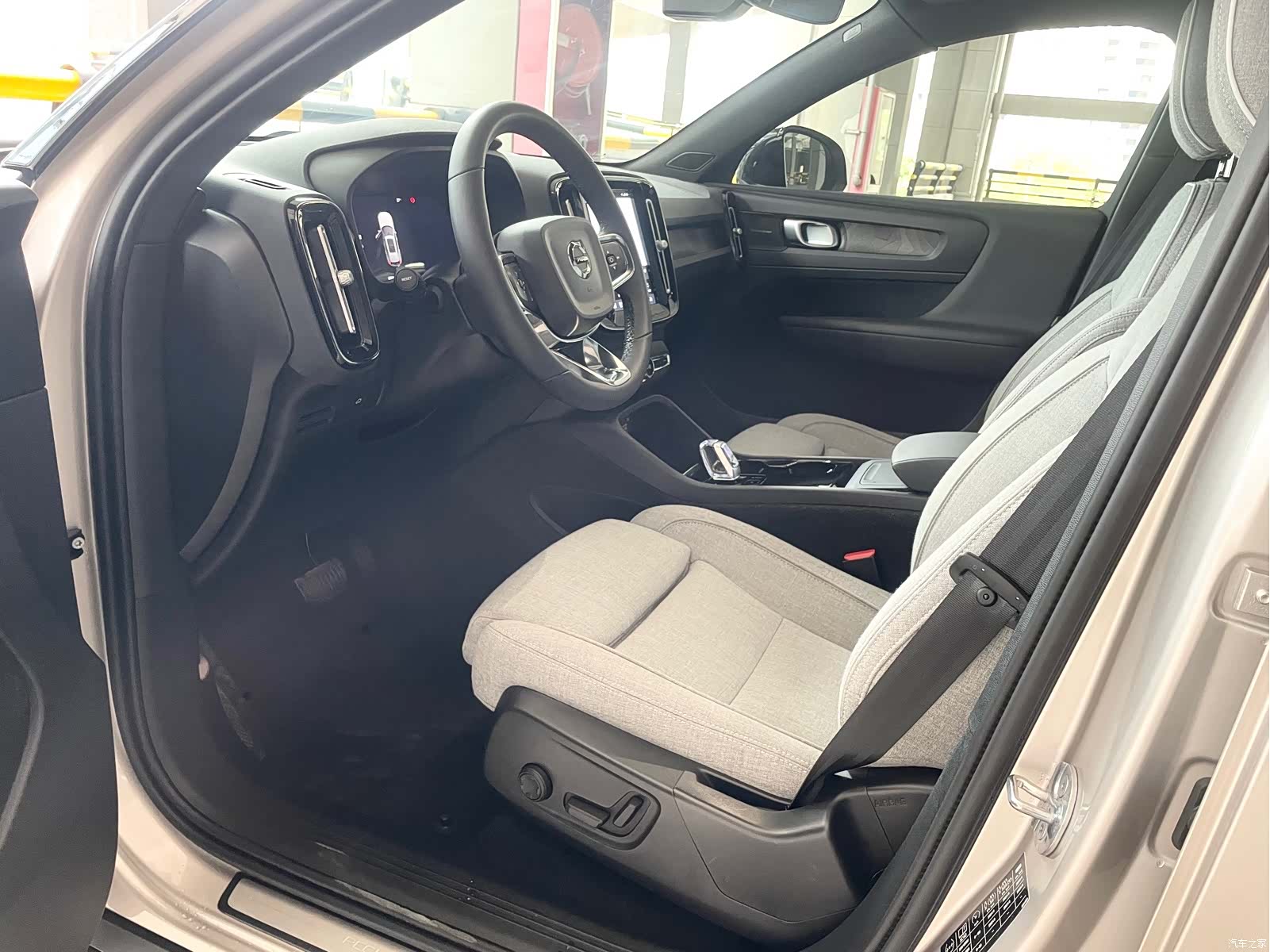 Volvo XC40, 2023 8