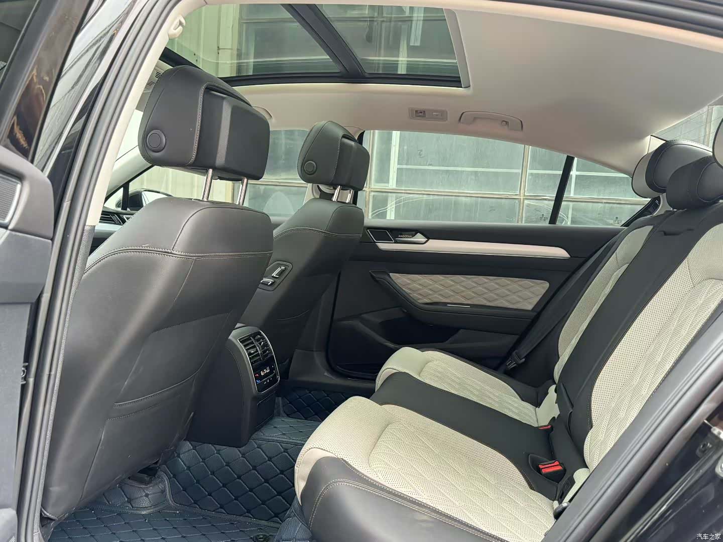 Volkswagen Magotan, 2024 все фото