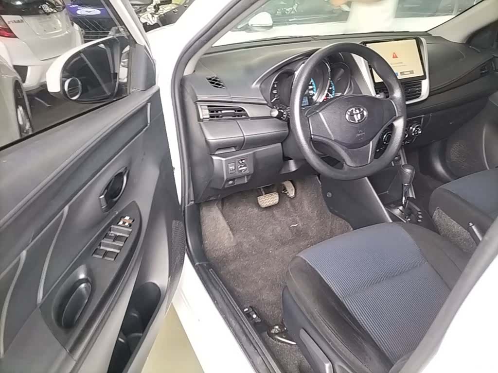 Toyota Yaris, 2019 16