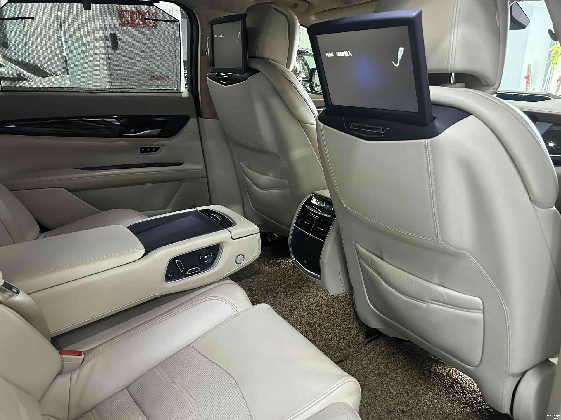 Cadillac CT6, 2016 10