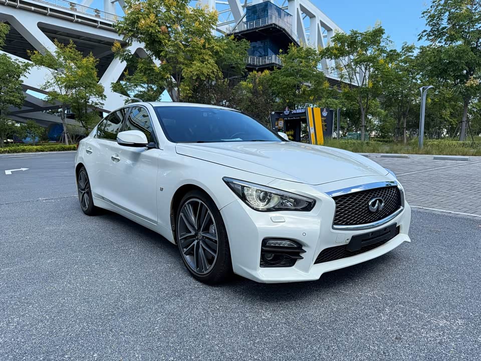 Infiniti Q50