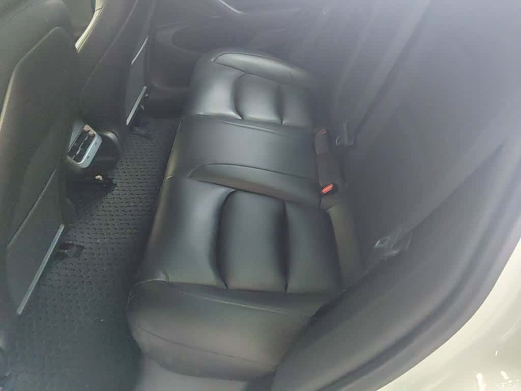 Tesla Model 3, 2020 17