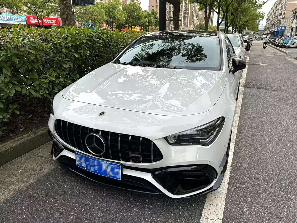 Mercedes-Benz CLA AMG