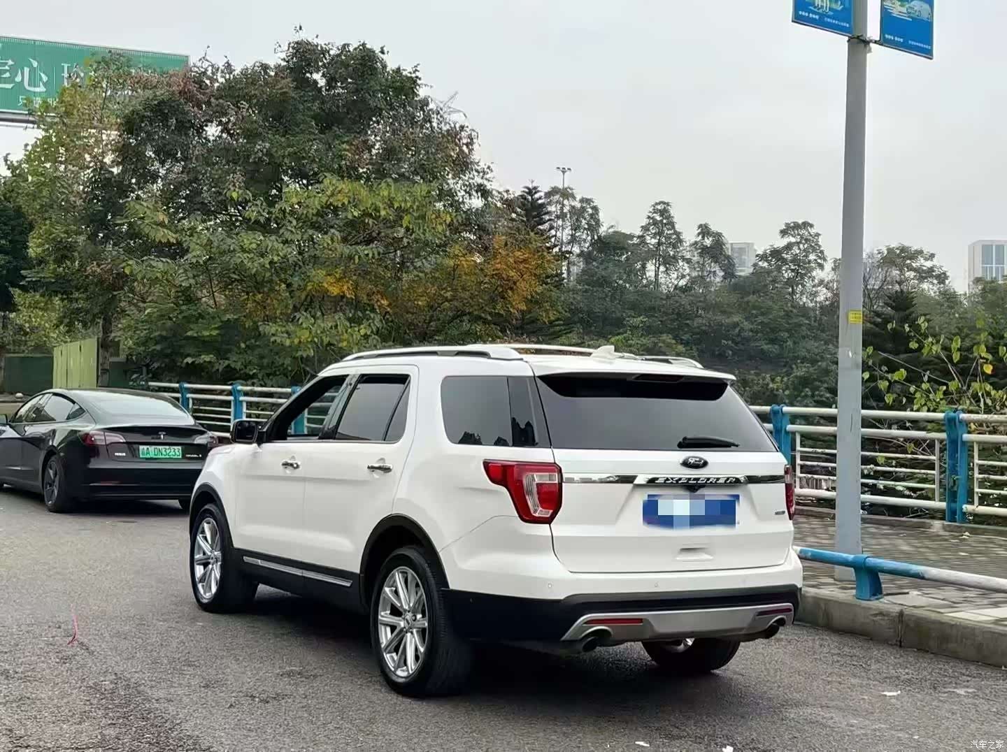 Ford Explorer, 2018 все фото