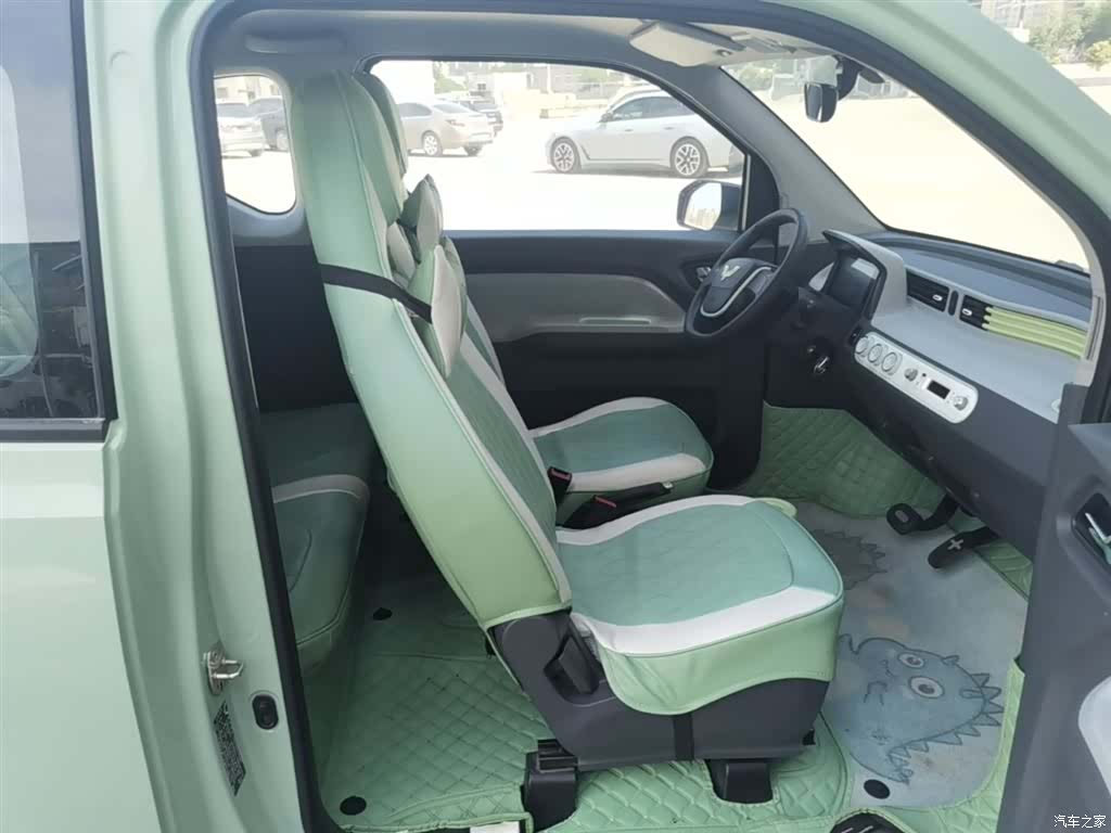 Wuling MINIEV, 2021 25