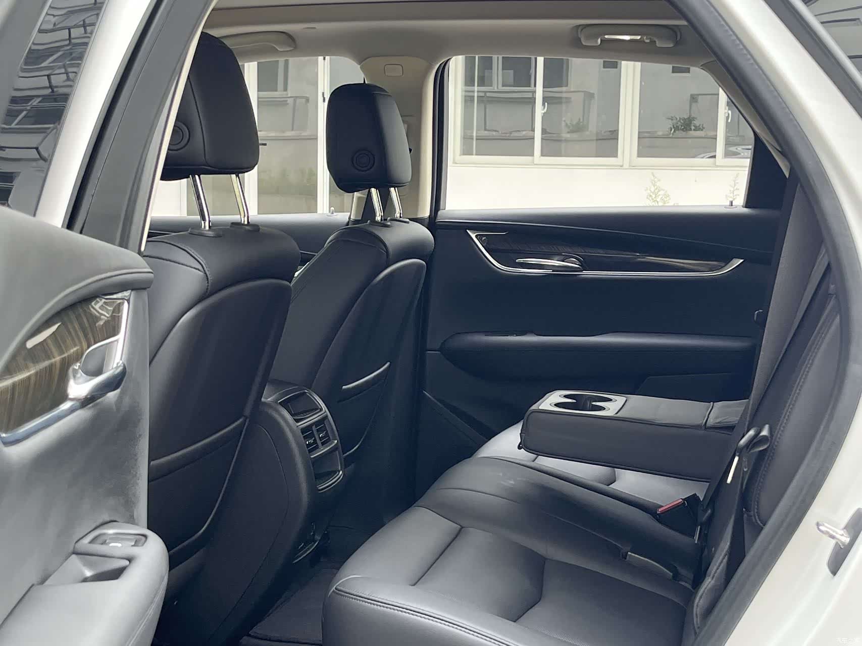 Cadillac XT5, 2019 10