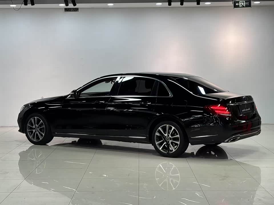 Mercedes-Benz E-class Mercedes-Benz E-class